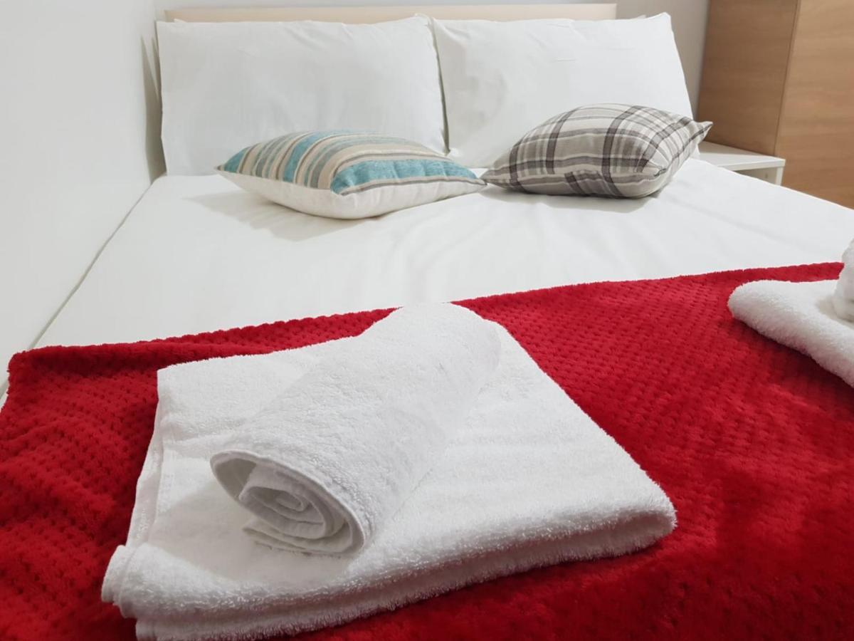 Oyo New City Lodge ロンドン エクステリア 写真