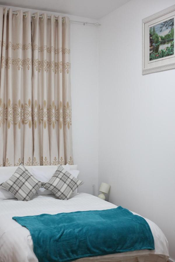 Oyo New City Lodge ロンドン エクステリア 写真